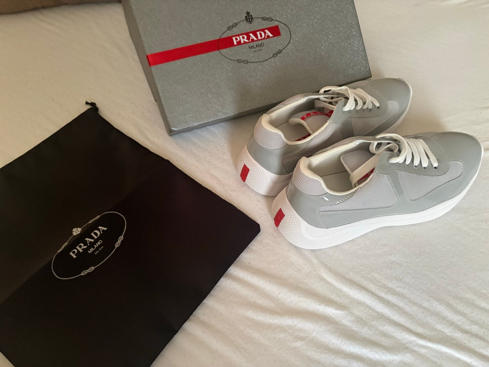 Prada Sneakers - Zo goed als nieuw, Ophalen of Verzenden, Zo goed als nieuw, Overige kleuren, Sneakers of Gympen
