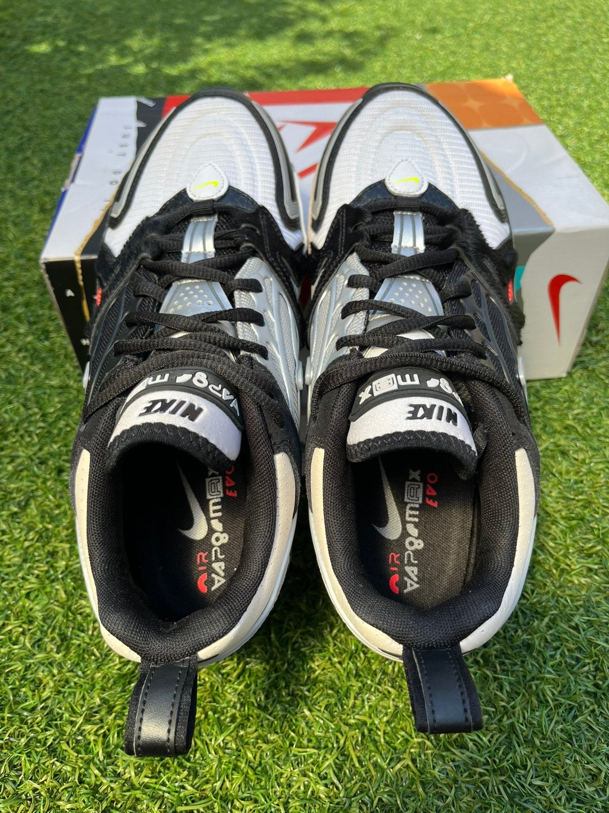 Nike Air VaporMax EVO NRG ‘Collector’s Closet’, Overige kleuren, Nieuw, Ophalen of Verzenden, Sneakers of Gympen