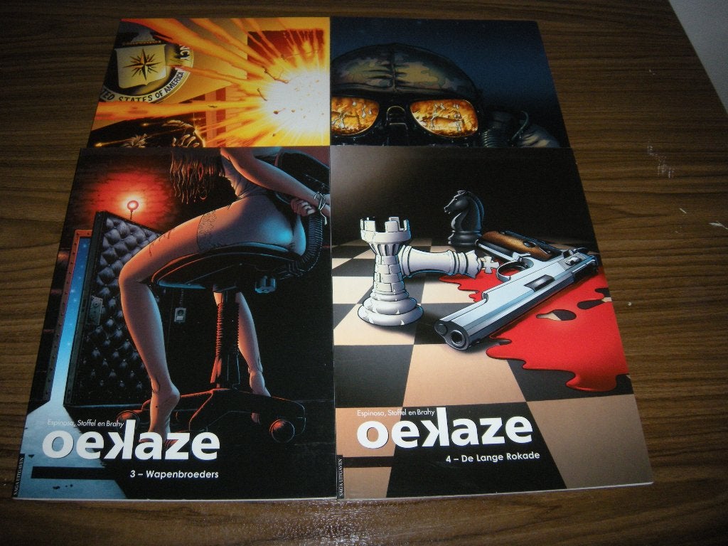 Oekaze 4 delen SC, Complete serie of reeks, Ophalen of Verzenden, Zo goed als nieuw