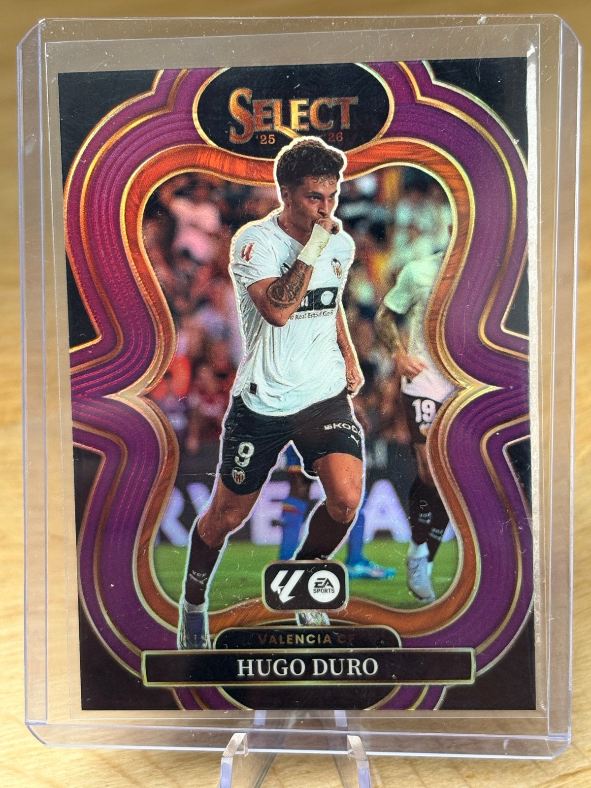 Hugo Duro Valencia CF Select 2025-26 Mezzanine Voetbalkaart, Ophalen of Verzenden, Zo goed als nieuw, Buitenlandse clubs, Spelerskaart