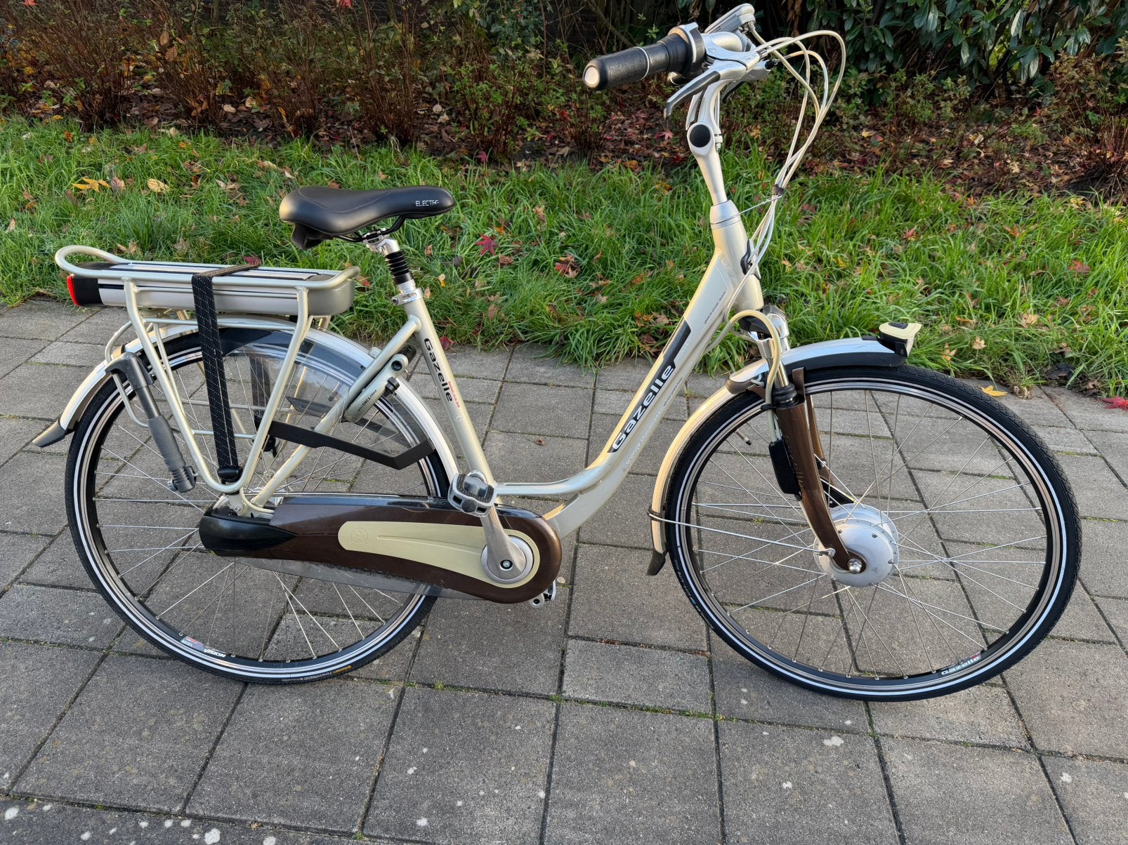 Gazelle Elektrische Fiets,Frame 49 cm,Goud Accu,,werk prima, 47 tot 51 cm, Ophalen, Zo goed als nieuw, Gazelle