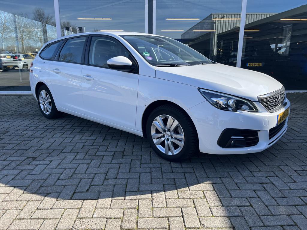 Peugeot 308 SW 1.2 PureTech Active Pack Trekhaak / Led /Pdc, Voorwielaandrijving, Gebruikt, Euro 6, 1199 cc