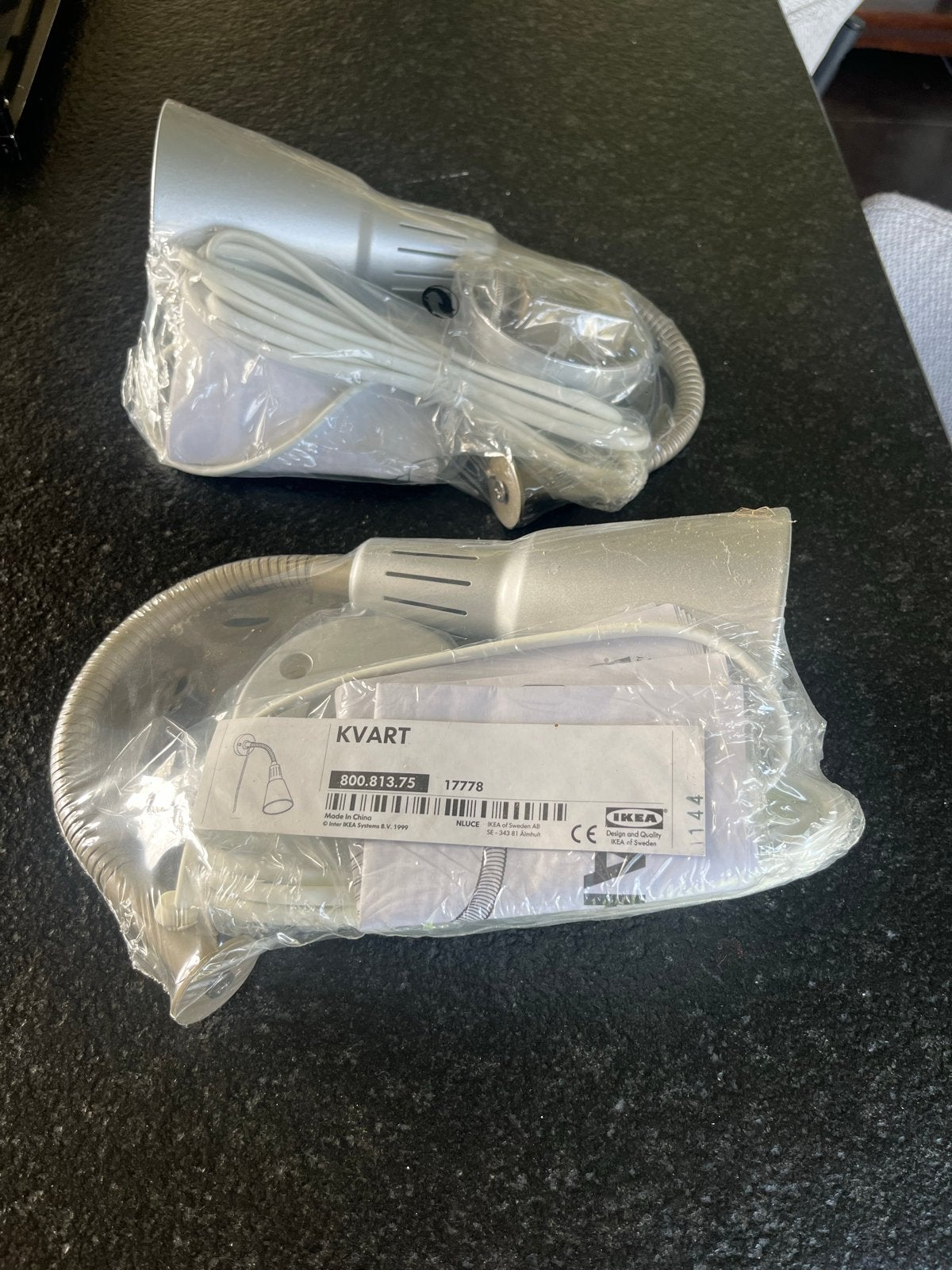 IKEA Kvart Wandlamp/Klemlamp - Zilver (2 stuks), Metaal, Nieuw, Zilver, Ophalen of Verzenden