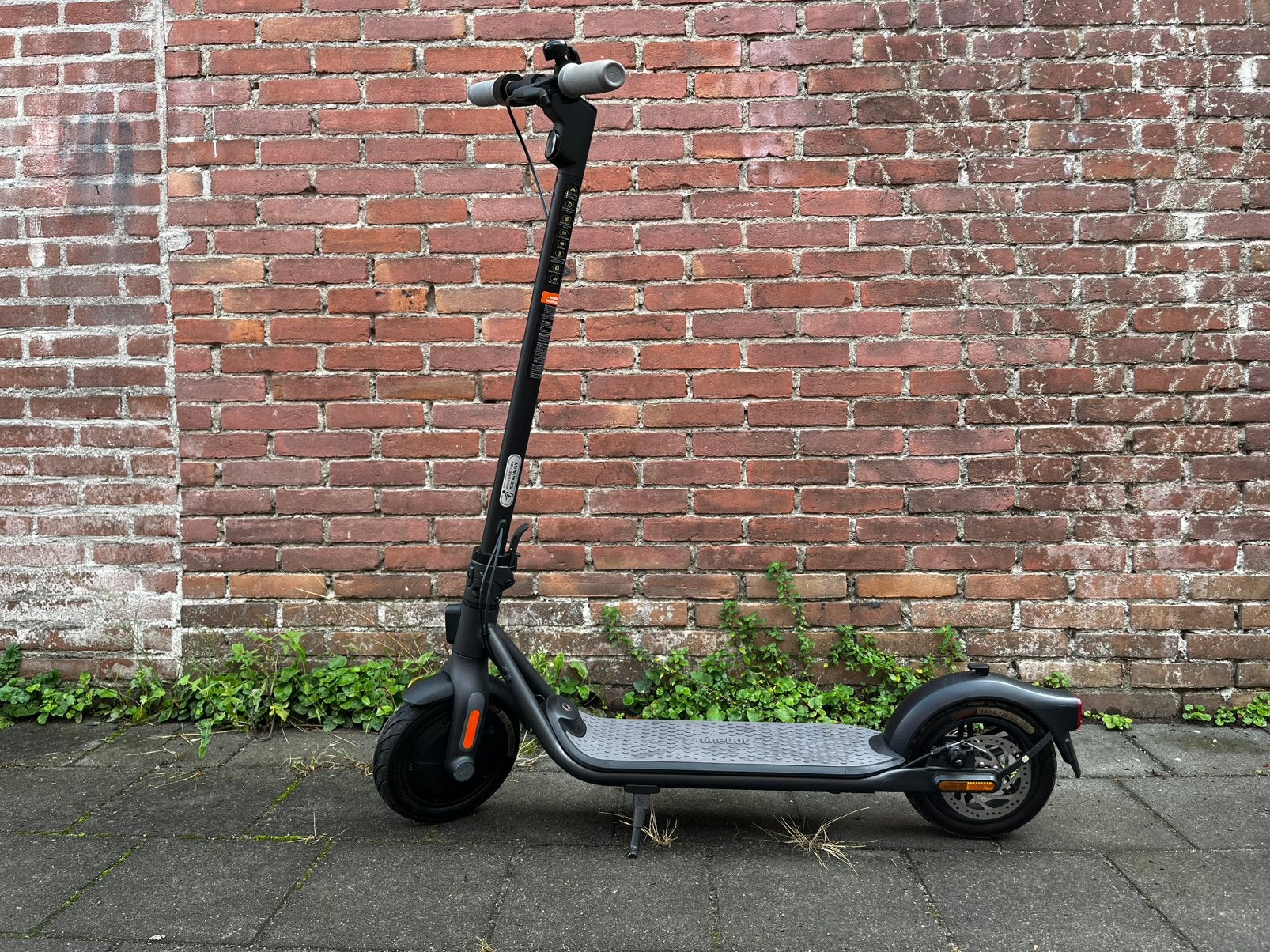 Segway Ninebot F25E II elektrische step, Ophalen, Zo goed als nieuw, Elektrische step (E-scooter)