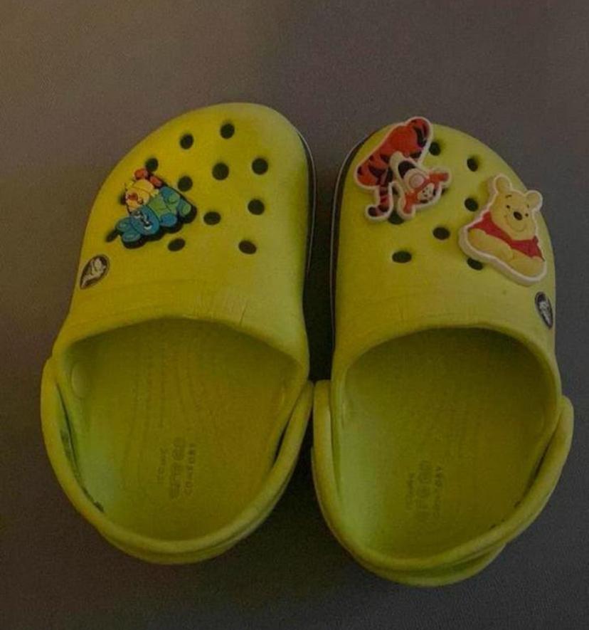 Leuke Crocs maat 21 (US 5) - weinig gedragen, Ophalen of Verzenden, Zo goed als nieuw, Jongen of Meisje, Schoenen