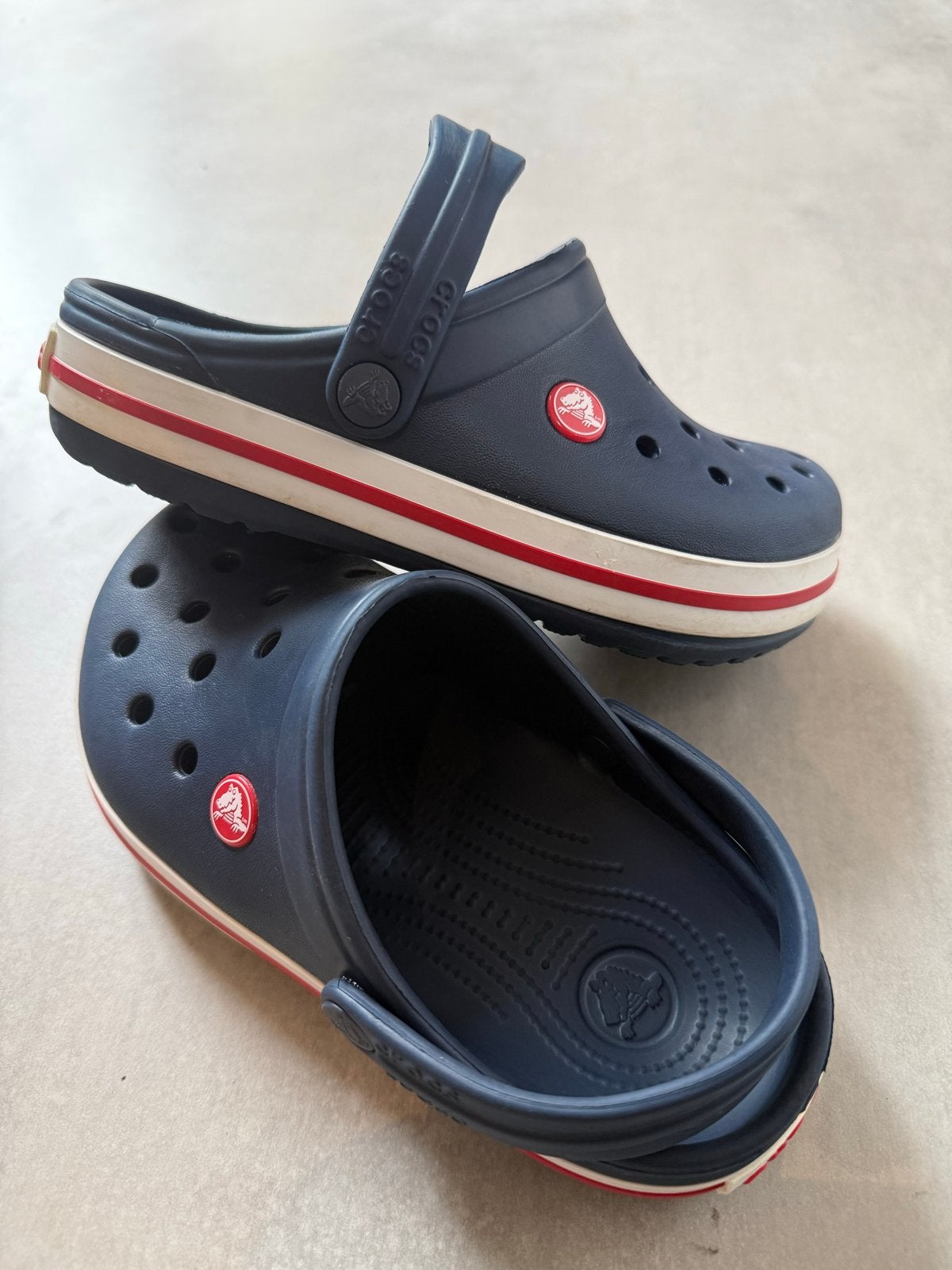 Crocs J3 EUR34/35 - Uitstekende Staat, Kinderen en Baby's, Kinderkleding | Schoenen en Sokken, Ophalen of Verzenden, Zo goed als nieuw