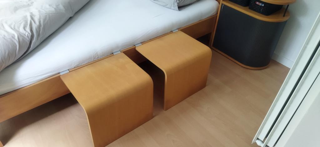 2x Auping Auronde aanhaaktafeltjes - Zo goed als nieuw, Ophalen, Minder dan 45 cm, Zo goed als nieuw, Minder dan 55 cm