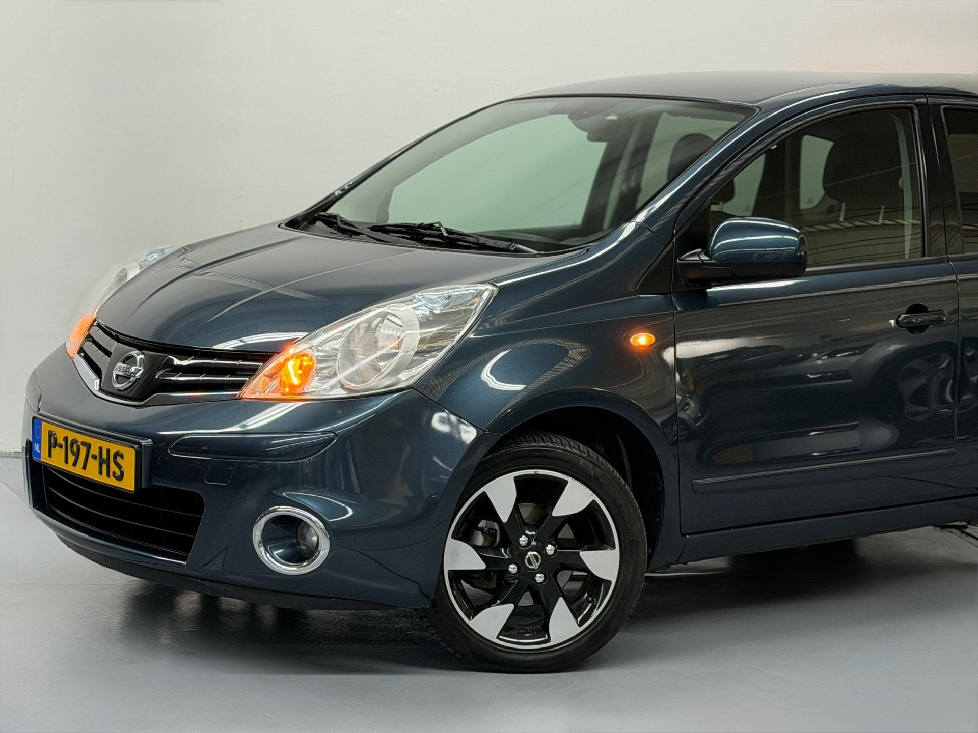 Nissan Note 1.4 Connect Edition Airco Cruise Keyless Nette A, Auto's, Voorwielaandrijving, Gebruikt, Zwart, 4 cilinders