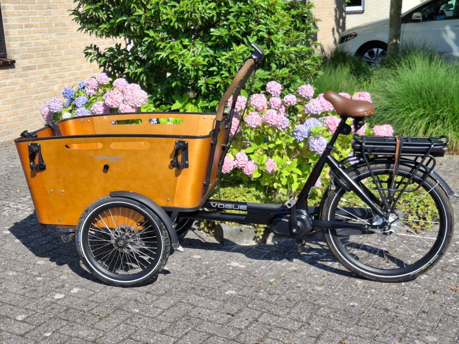 Vogue Carry 3 Elektrische Bakfiets - voor 4 of meer kids, Fietsen en Brommers, Fietsen | Bakfietsen, 4 kinderen of meer, Gebruikt