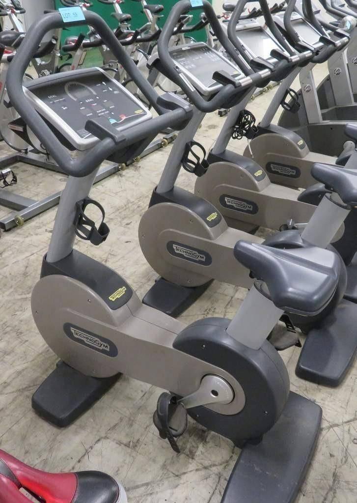 TECHNOGYM hometrainer FAILISSEMENT upright bike TECHNOGYM, Ophalen, Zo goed als nieuw, Benen, Overige typen