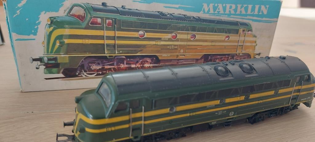 Märklin DB br 204 008 dieselloc artnr 3066 in ovp, Hobby en Vrije tijd, Wisselstroom, Locomotief, Ophalen of Verzenden, Zo goed als nieuw