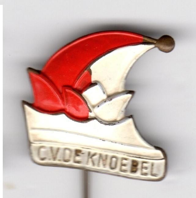 Speldje CARNAVALSVERENIGING KNOEBEL BRUNSSUM CARNAVALSMUTS, Ophalen of Verzenden, Gebruikt, Overige onderwerpen