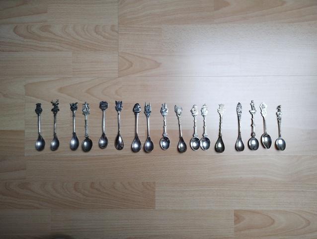 17 leuke vintage lepeltjes o.a. uit Nederland, Ophalen of Verzenden