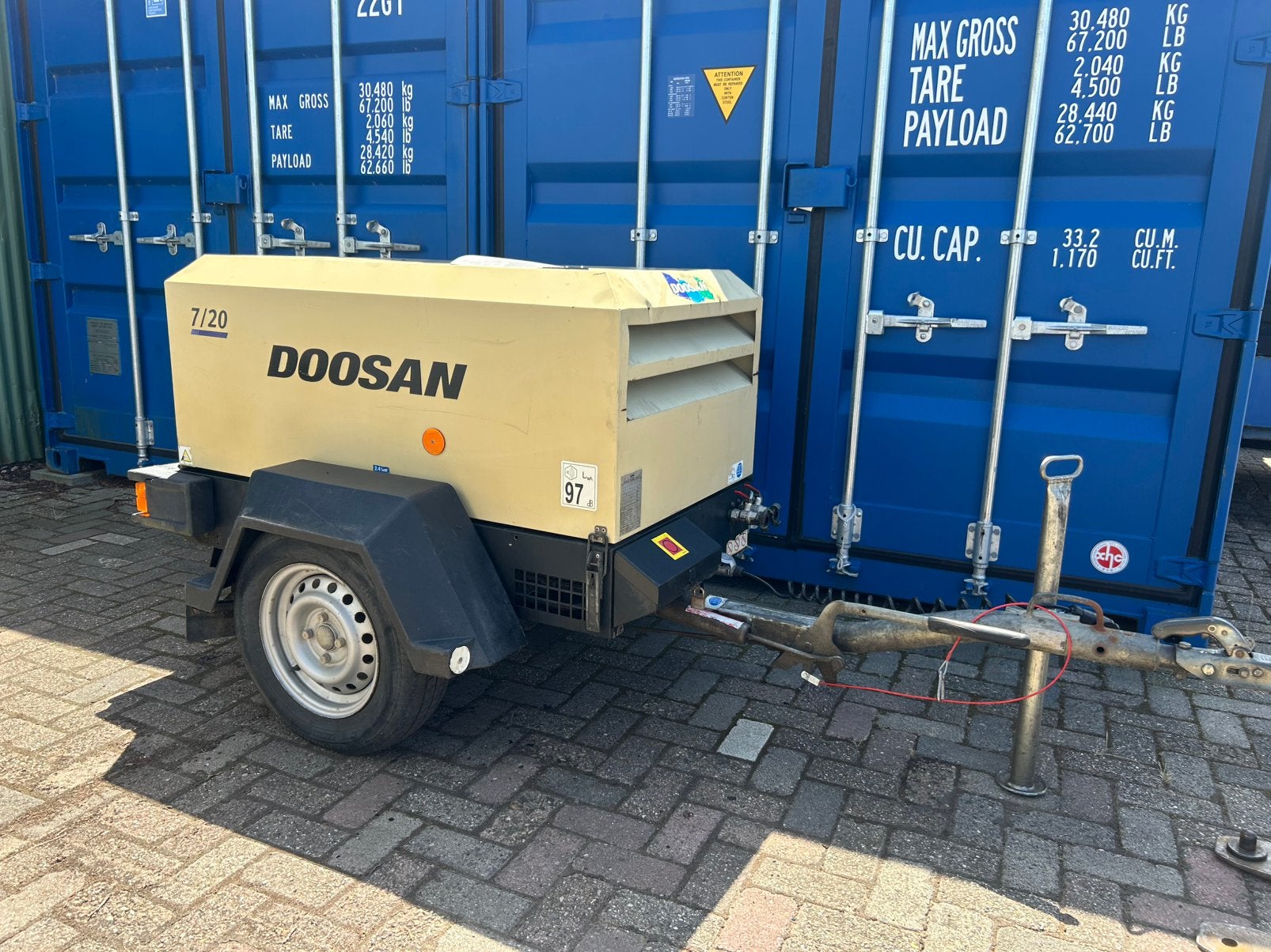 Mobiele compressor DOOSAN 7/20 Kubota diesel, Doe-het-zelf en Verbouw, Compressors, Zo goed als nieuw, 100 liter of meer, 400 tot 800 liter/min