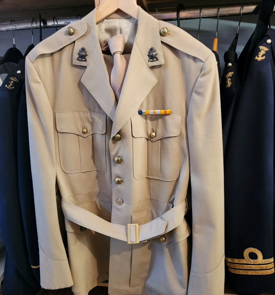 Uniform tropen Mariniers Brigade tijd, Ophalen of Verzenden, Marine, Nederland, Embleem of Badge