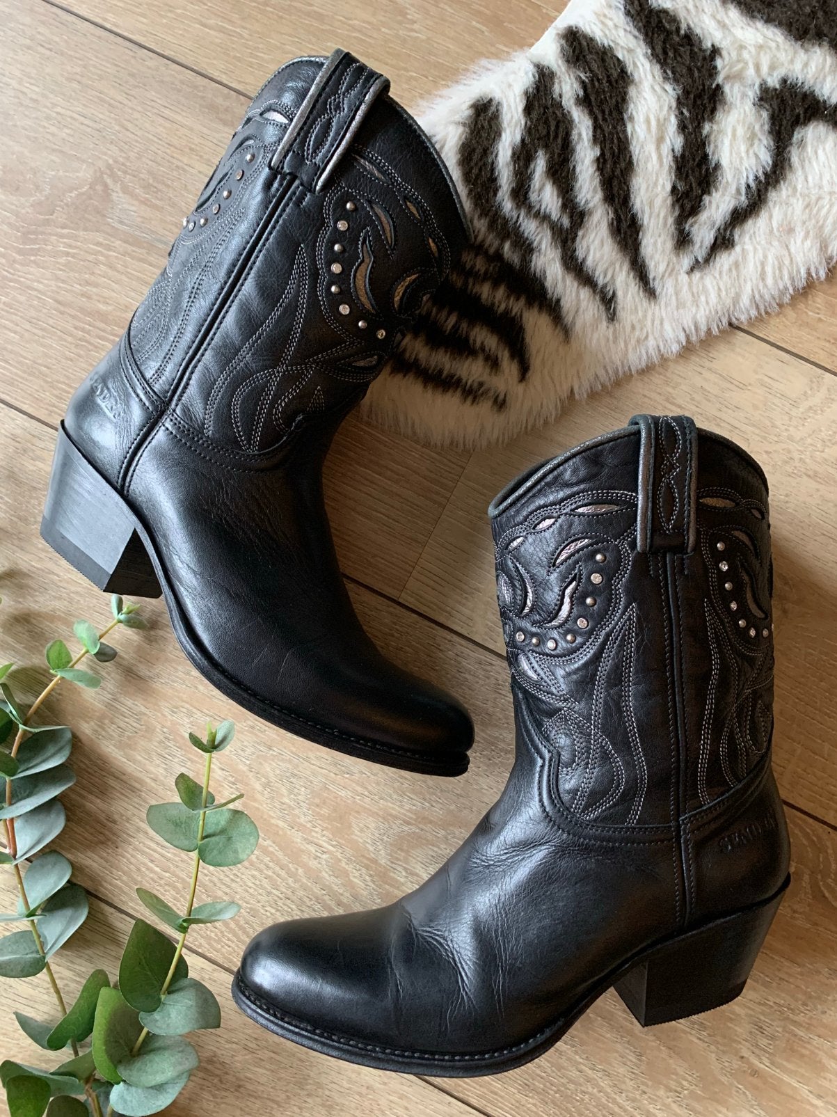 Sendra lage cowboylaarzen 38 western boots bohemian, Kleding | Dames, Hoge laarzen, -, Zwart, -