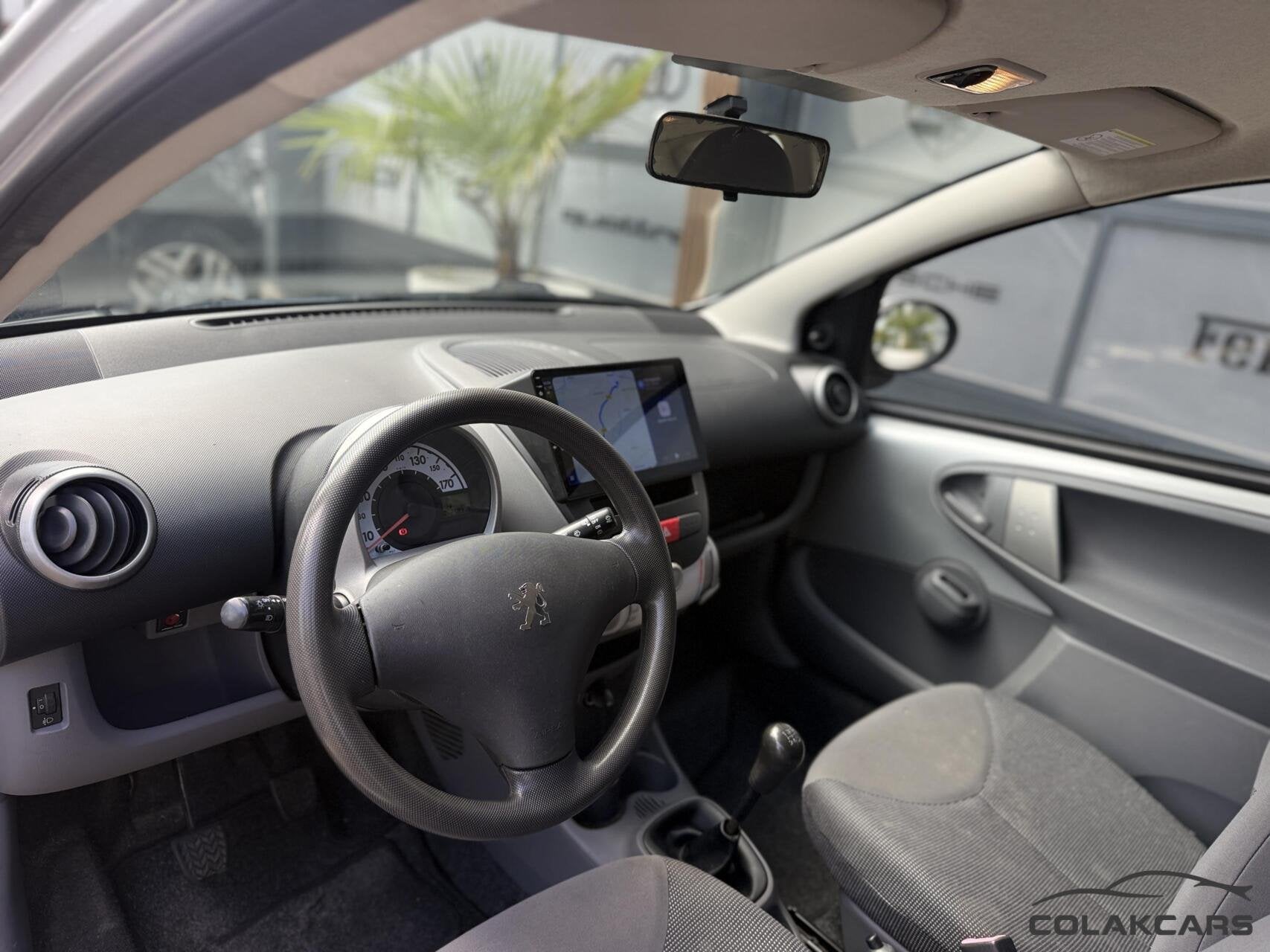 Peugeot 107 1.0-12V XS Multimedia-Nav- Nieuwe APK, Voorwielaandrijving, Gebruikt, 765 kg, 4 stoelen