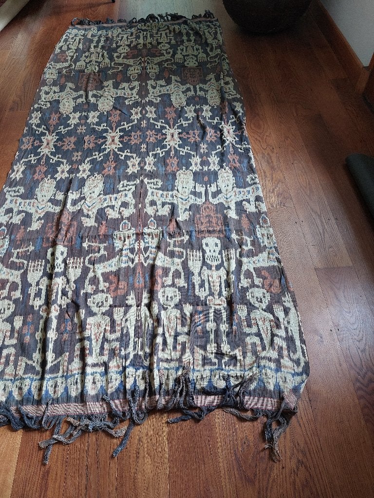Indonesisch wandkleed, Ophalen