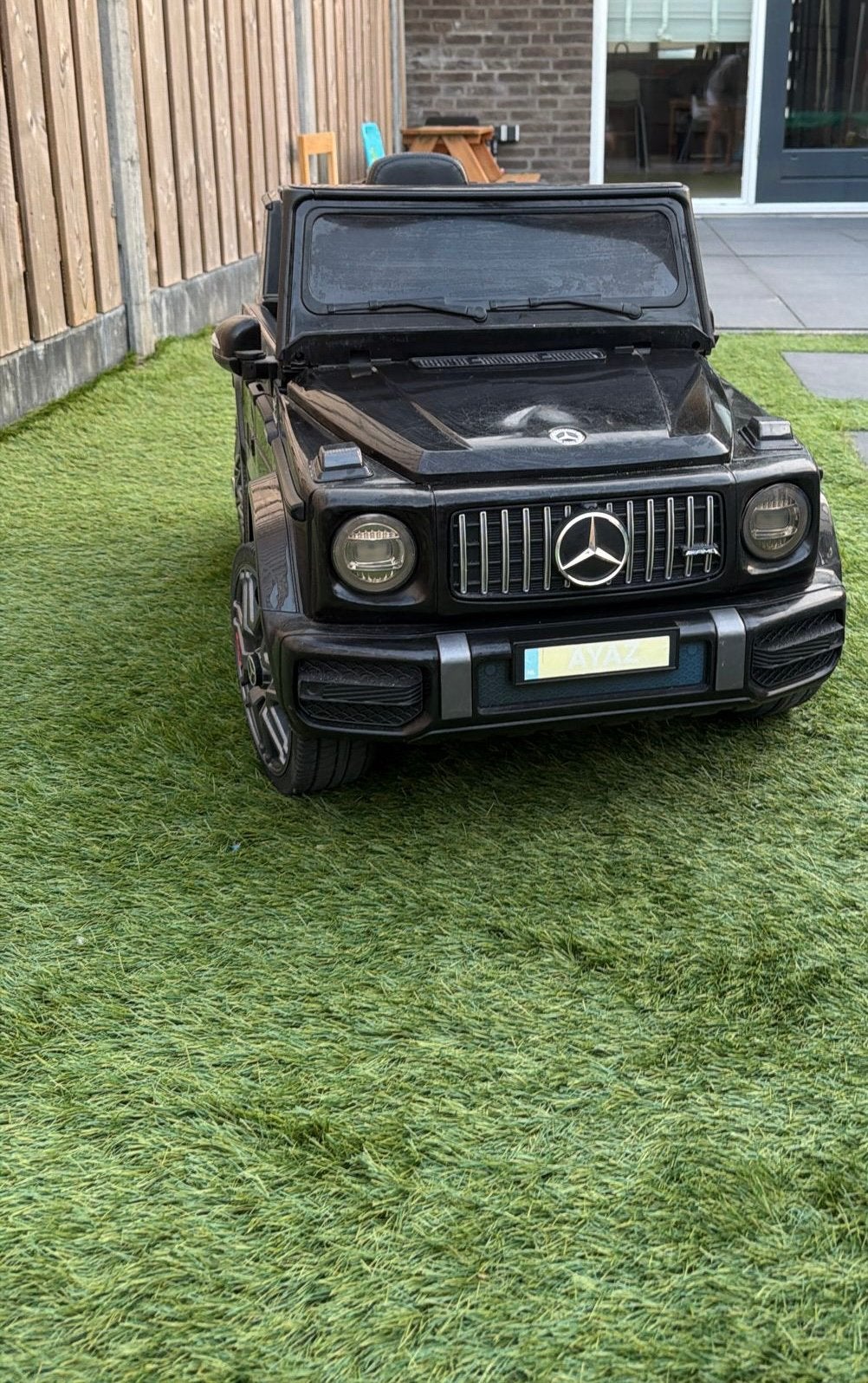 ELEKTRISCHE KINDERAUTO MERCEDES, Kinderen en Baby's, Speelgoed | Buiten | Accuvoertuigen, Ophalen of Verzenden, Zo goed als nieuw