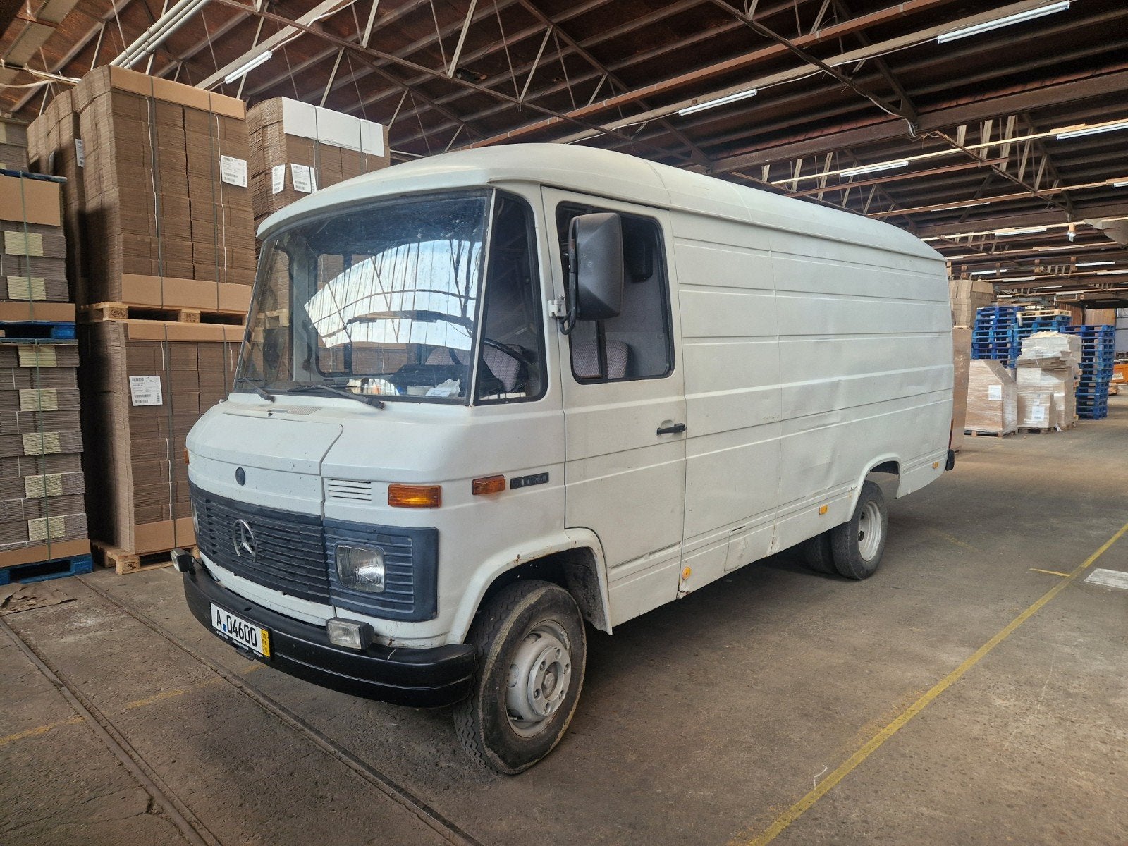 Mercedes 508D Bjr 1983 rijbewijs B, Particulier, Buscamper of Camperbus, Mercedes-Benz