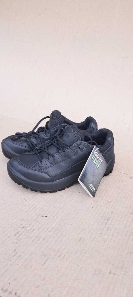 Lowa Renegade Lo, maat 37. Neuw, Lowa, Zwart, Nieuw, Wandelschoenen