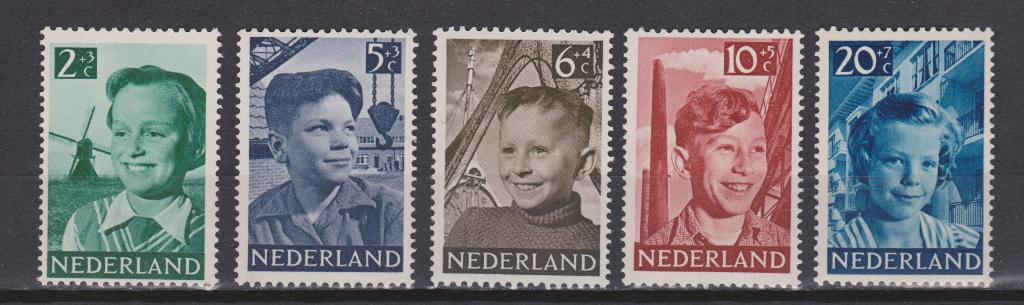 NVPH 573 - 577 ong Kinderrzegels 1951 Nederland voor 10% CW, Ophalen of Verzenden, Na 1940, Postfris