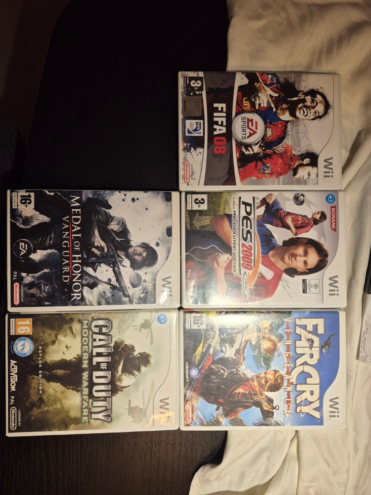 Wii Spellen Bundel: FIFA 08, PES 2009, CoD, Far Cry, MoH, Spelcomputers en Games, Games | Nintendo Wii, Gebruikt, Ophalen of Verzenden