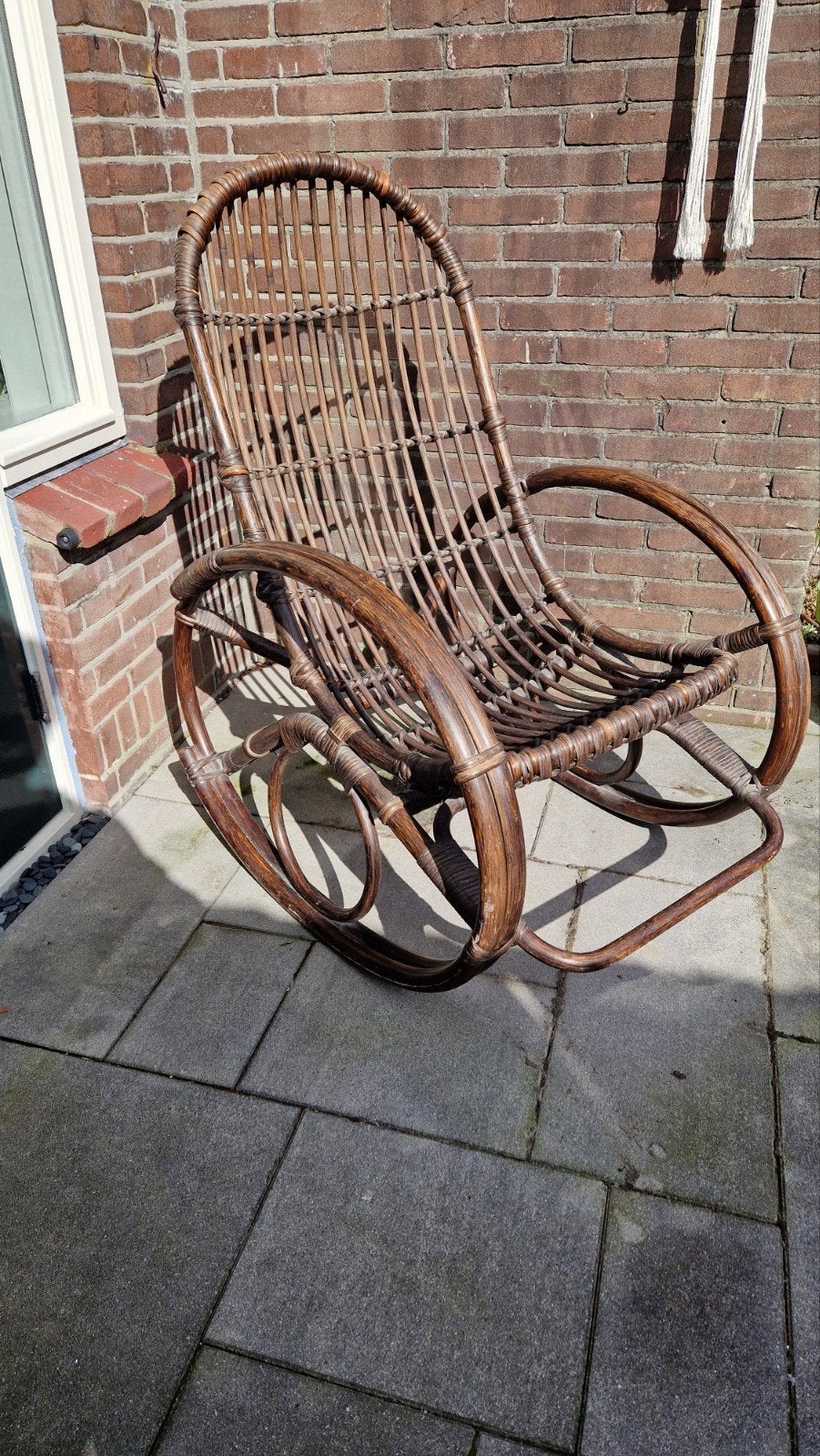 Vintage manou rotan schommelstoel, Ophalen