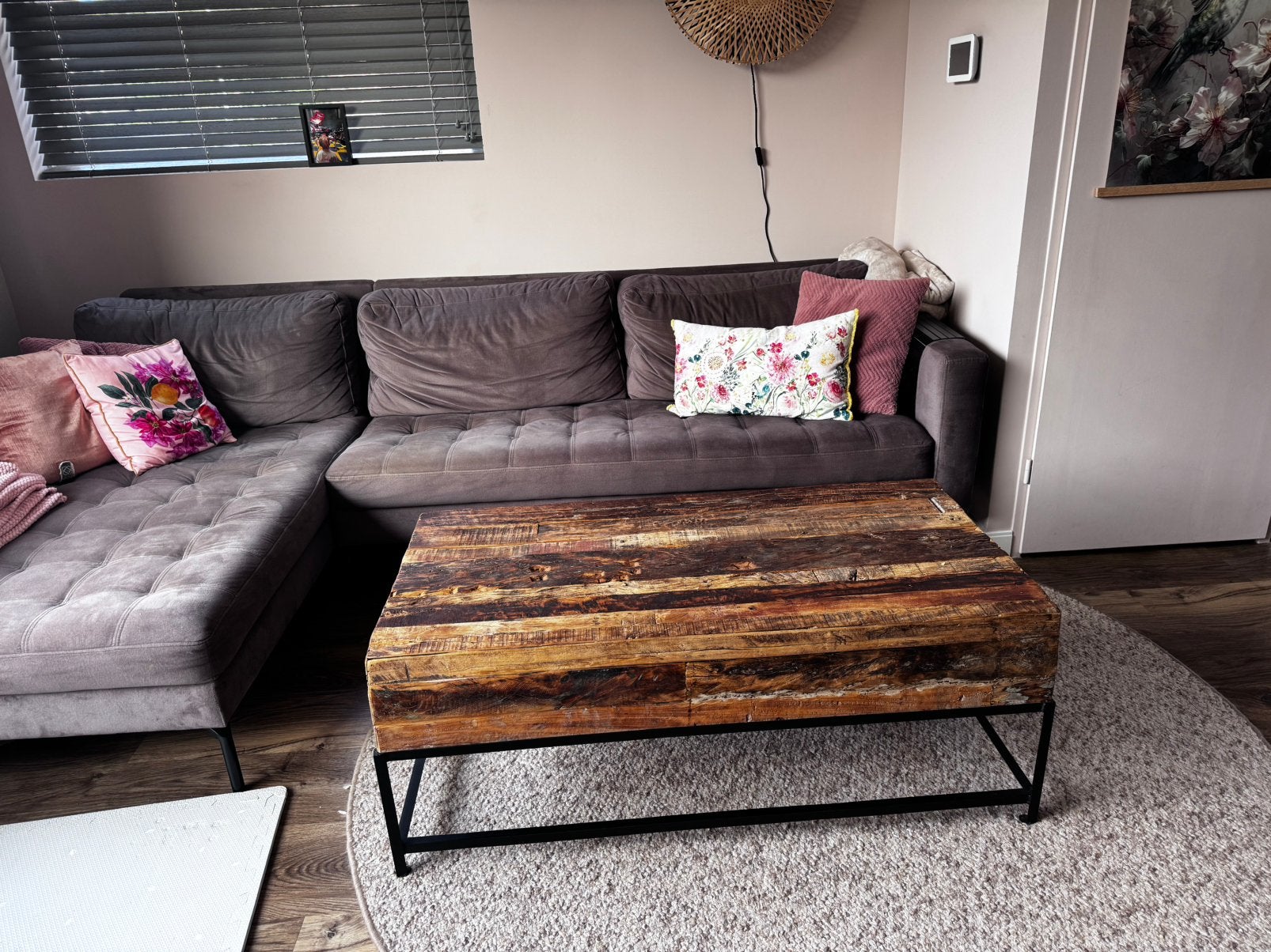 Nette salontafel, Huis en Inrichting, Banken | Bankstellen, Ophalen, Overige maten, 75 tot 100 cm, Zo goed als nieuw