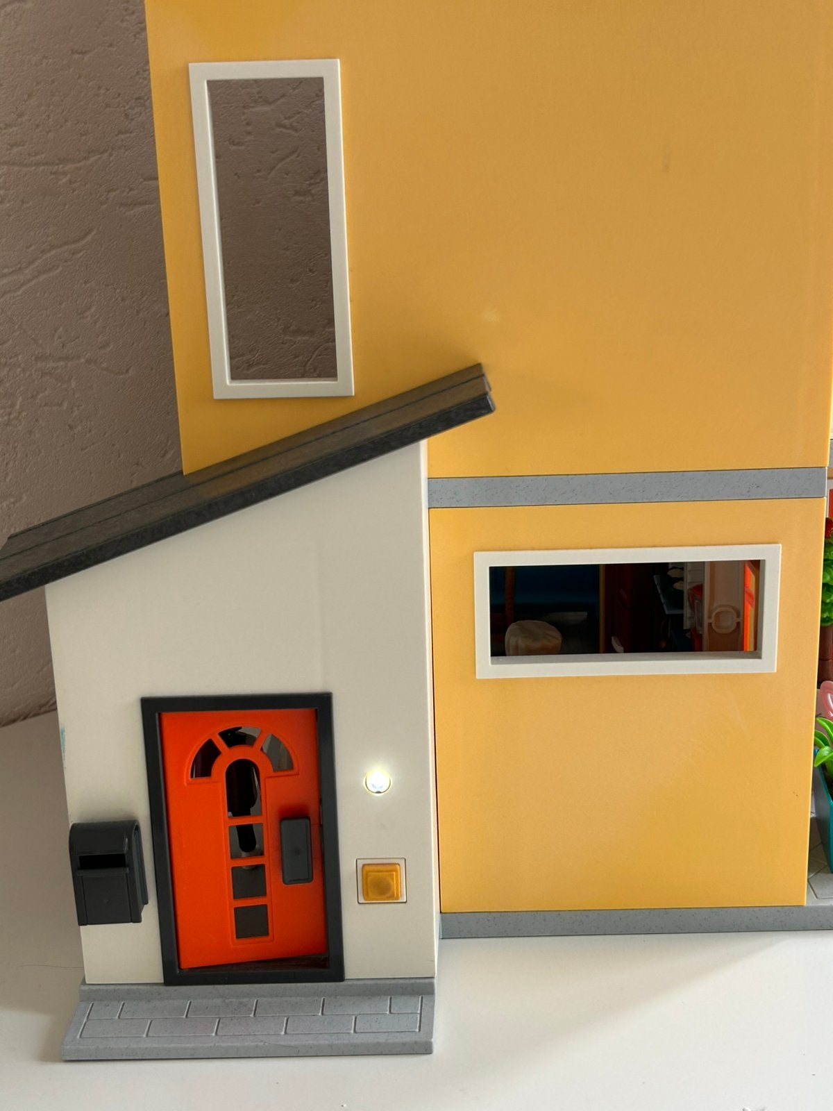 Foto 25 van PLAYMOBIL 9266.Modern Woonhuis met extra verdieping .