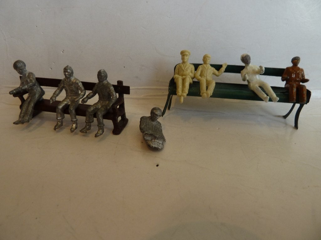 FIGUURTJES - FIGUURTJES - FIGUURTJES o.a. VOOR : DINKY TOYS, Ophalen of Verzenden, Zo goed als nieuw