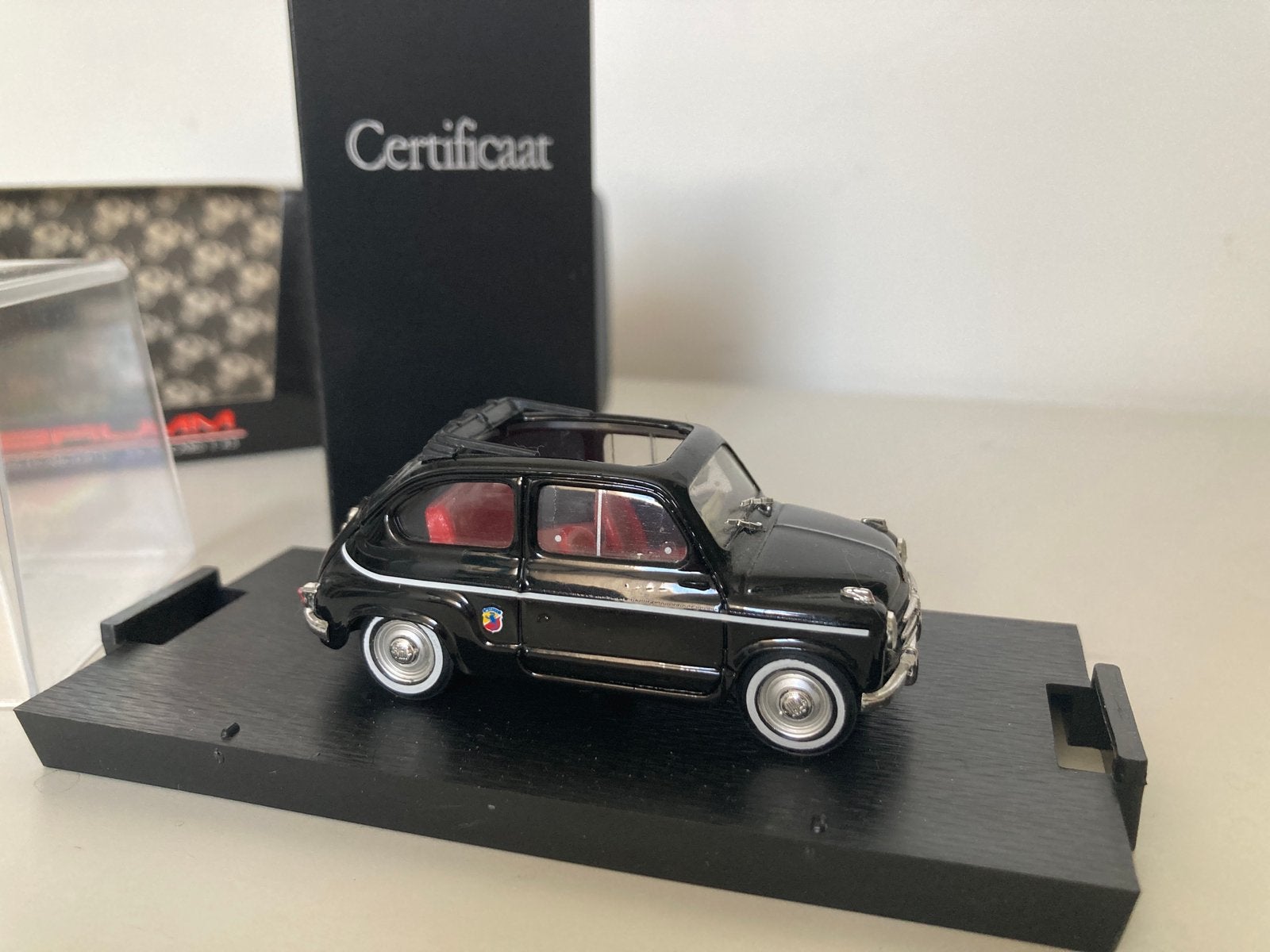 Brumm Fiat 600 Abarth S 1955 Bijenkorf, Ophalen of Verzenden, Zo goed als nieuw, Auto, Overige merken
