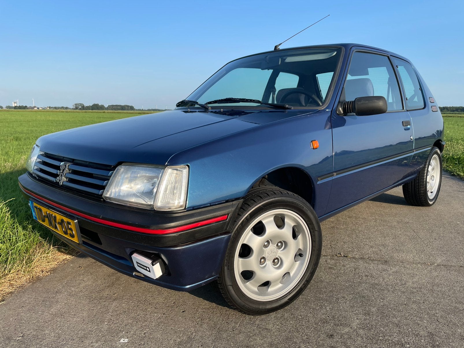 Peugeot 205 GTI Look, Auto's, Voorwielaandrijving, 785 kg, 4 cilinders, Blauw