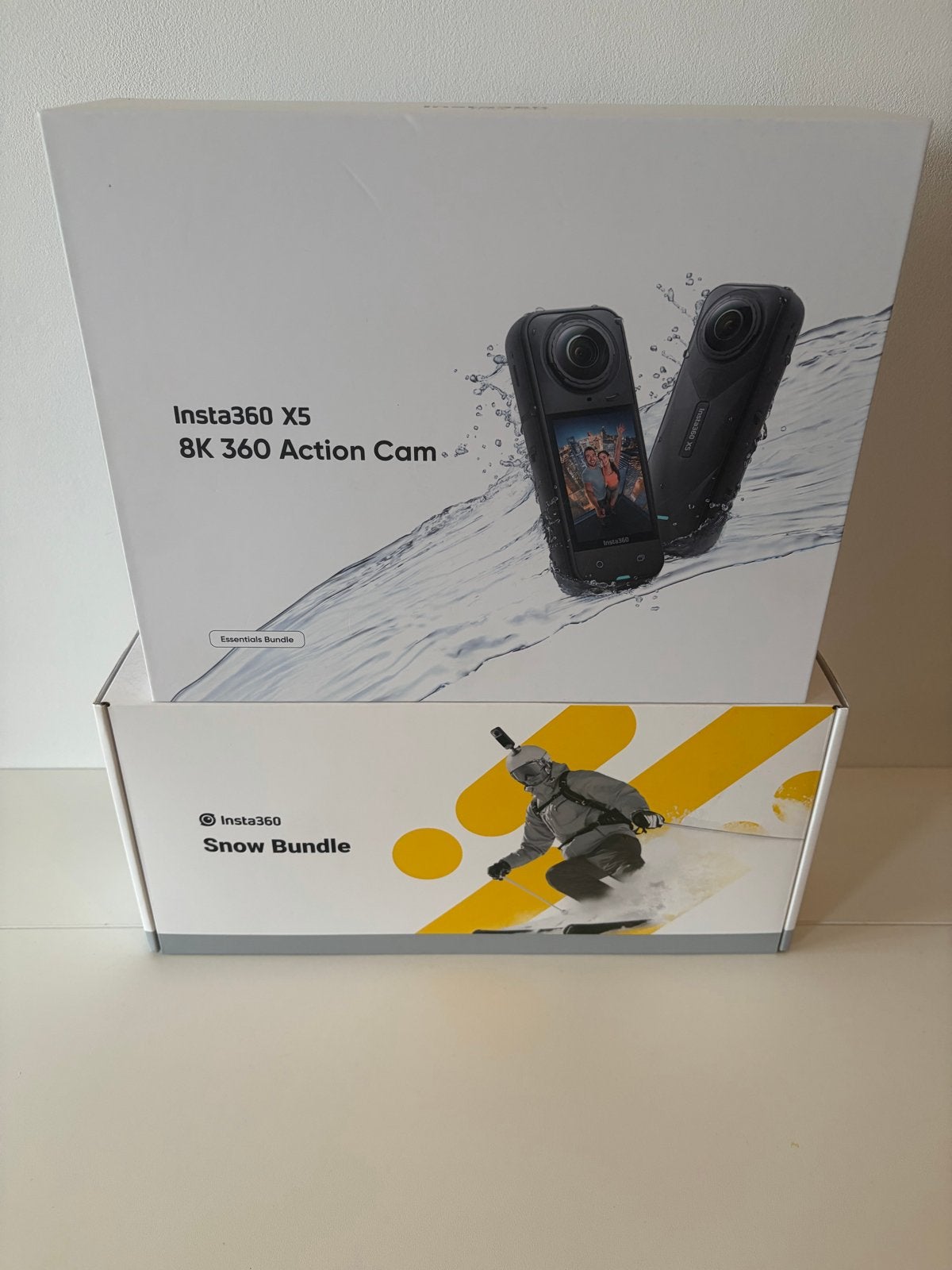 Insta360 X5 Essentials Bundel + Snowboard Set en fietshouder, Ophalen of Verzenden, Zo goed als nieuw, Overige merken