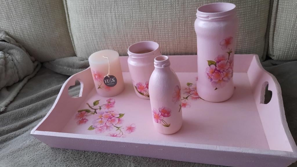 NIEUW  ROZE DIENBLAD  MET ASSECORES, Ophalen, Nieuw