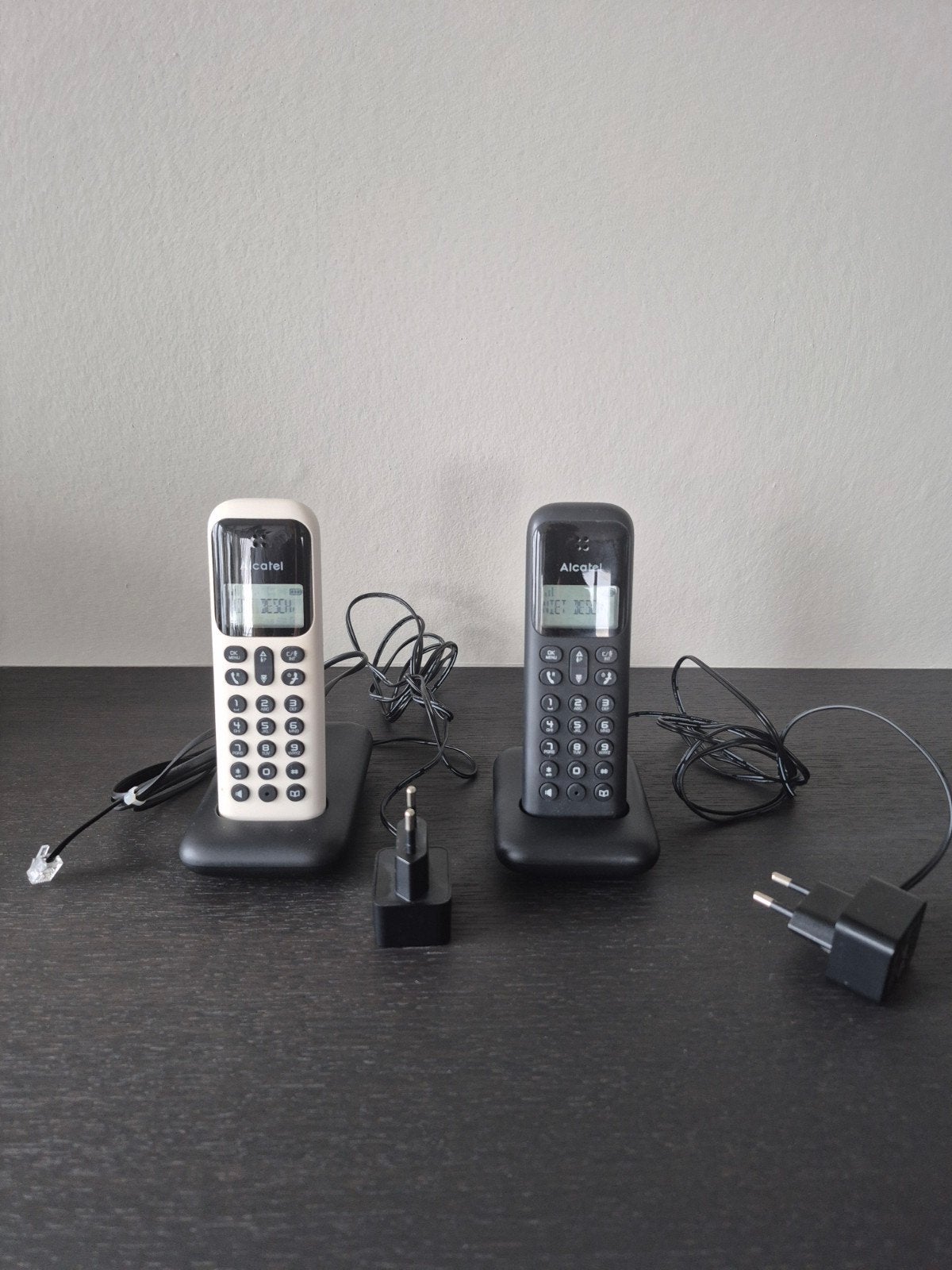 Alcatel draadloze telefoons (2 stuks), Telecommunicatie, Vaste telefoons | Handsets en Draadloos, Ophalen of Verzenden, Gebruikt