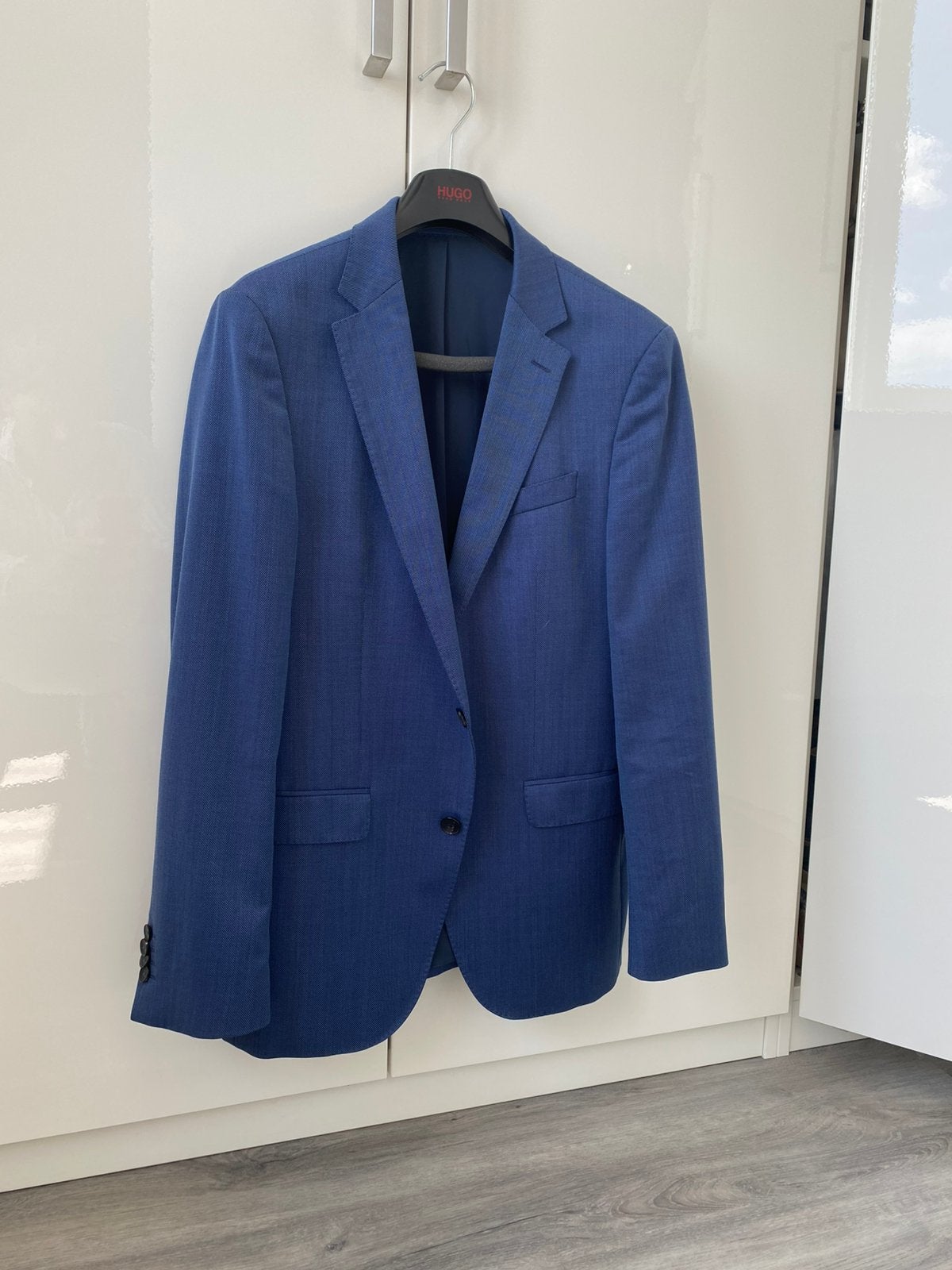 Heren Colbert + gilet Hugo Boss in nieuwstaat (maat 48), Ophalen of Verzenden, Zo goed als nieuw, Maat 48/50 (M), Blauw
