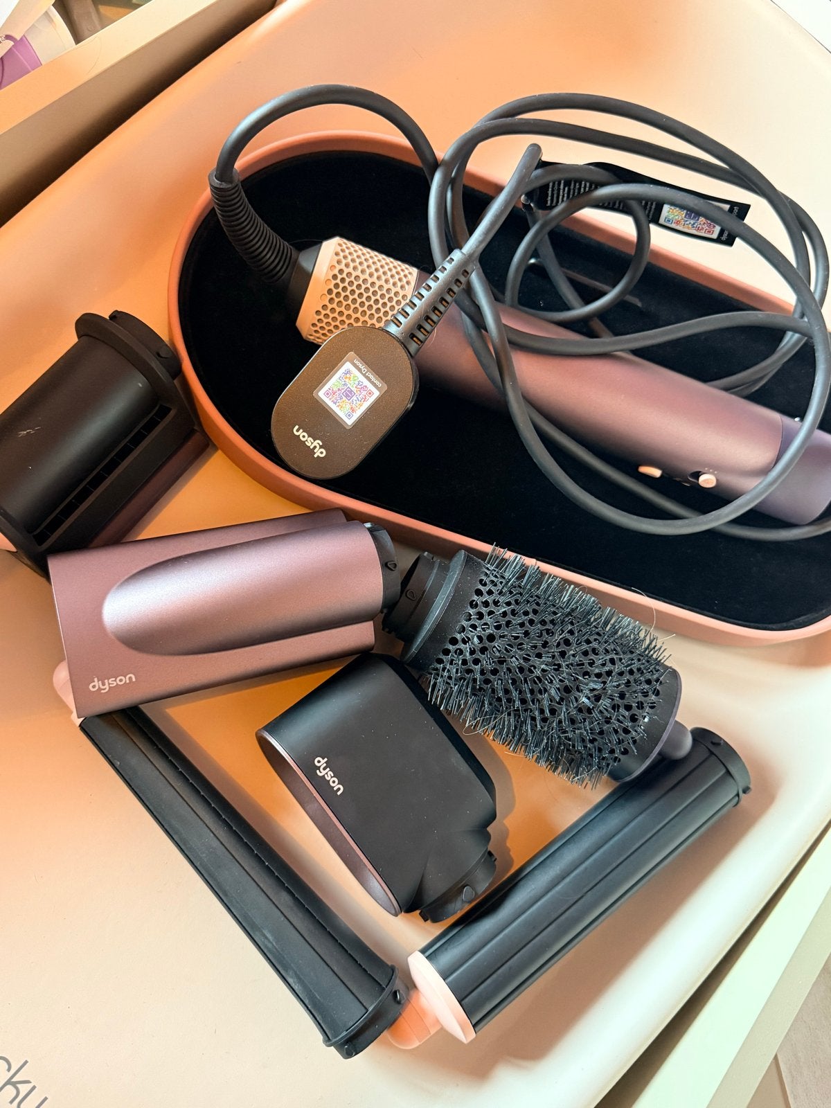 Dyson Airwrap Complete - Haarstyler met opbergdoos, Ophalen of Verzenden, Zo goed als nieuw, Haarverzorging