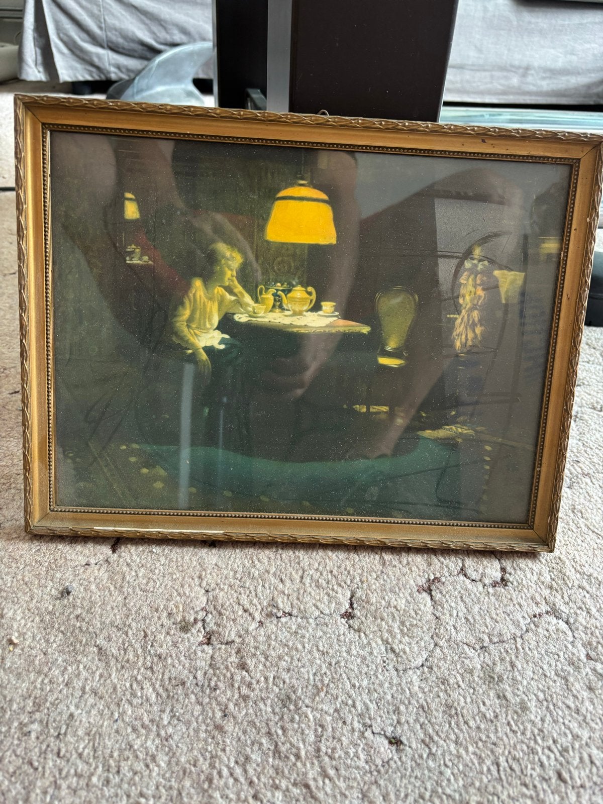 Klassiek schilderij: Vrouw aan tafel met theeservies, Antiek en Kunst, Kunst | Schilderijen | Klassiek, Doek, Portret of Personen