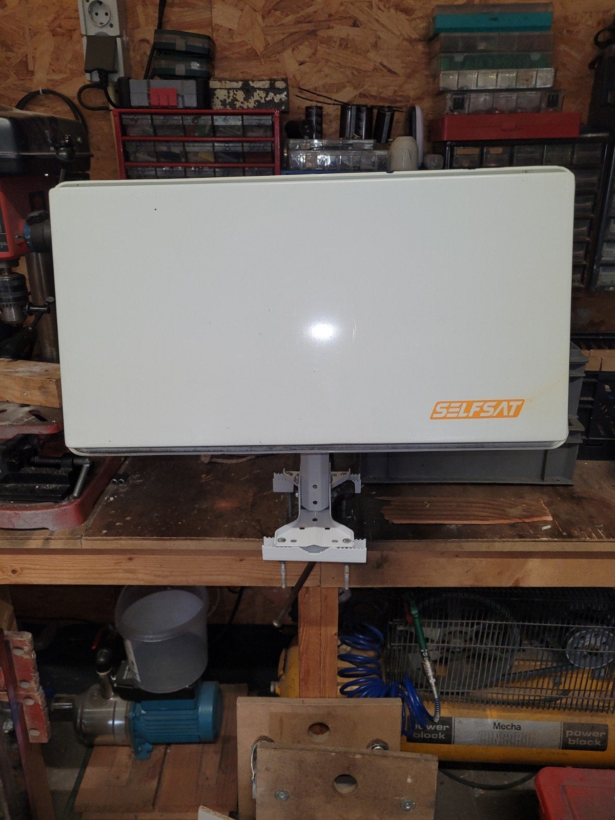 Selfsat H30D schotelantenne voor caravan/camper, Ophalen of Verzenden, Zo goed als nieuw, (Schotel)antenne, Overige merken