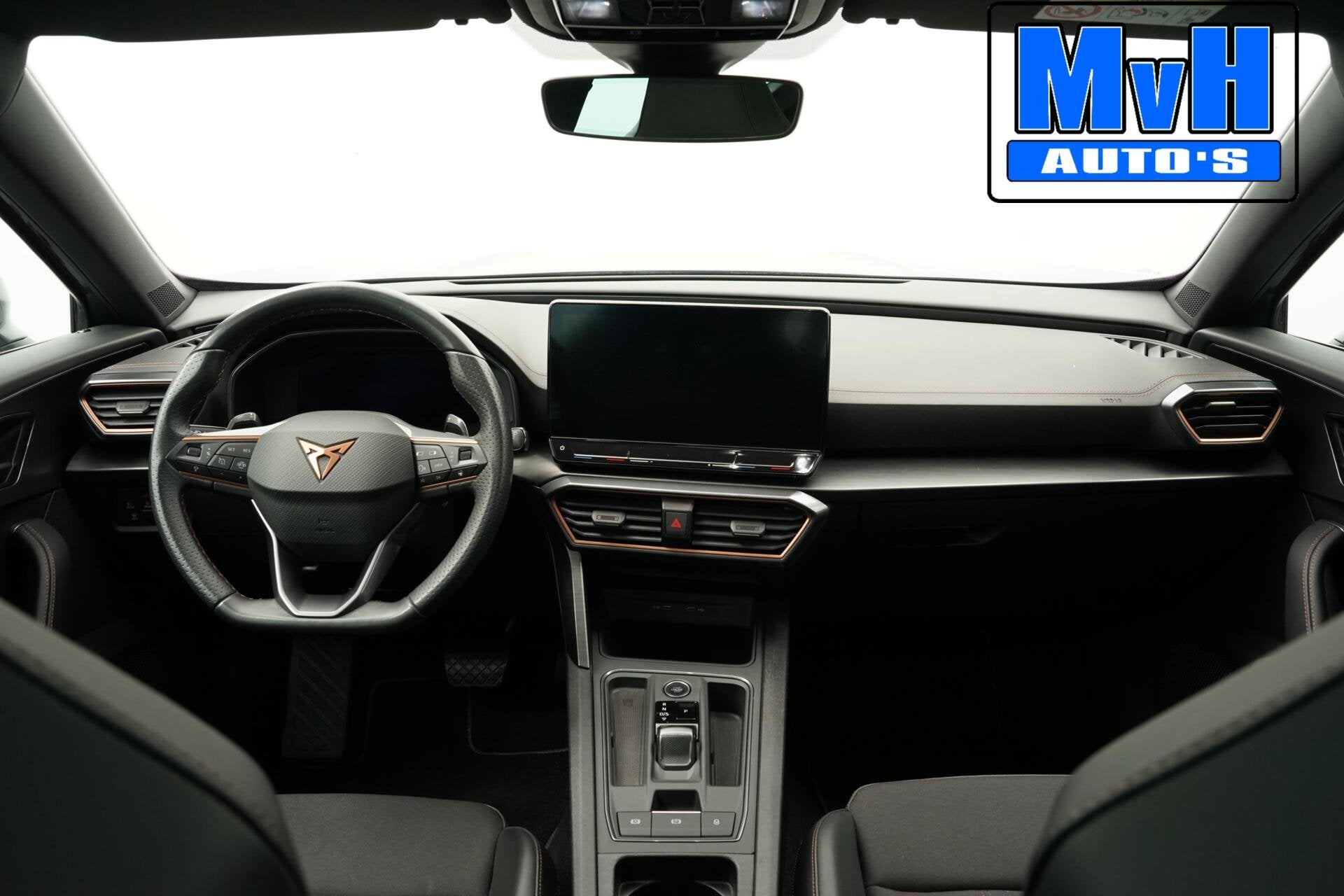 CUPRA Formentor 1.4 PHEV|KUIPST|PANO|STOEL/STUUR.VERW|SOH93%, Auto's, Cupra, Gebruikt, 4 cilinders, Formentor, Leder en Stof