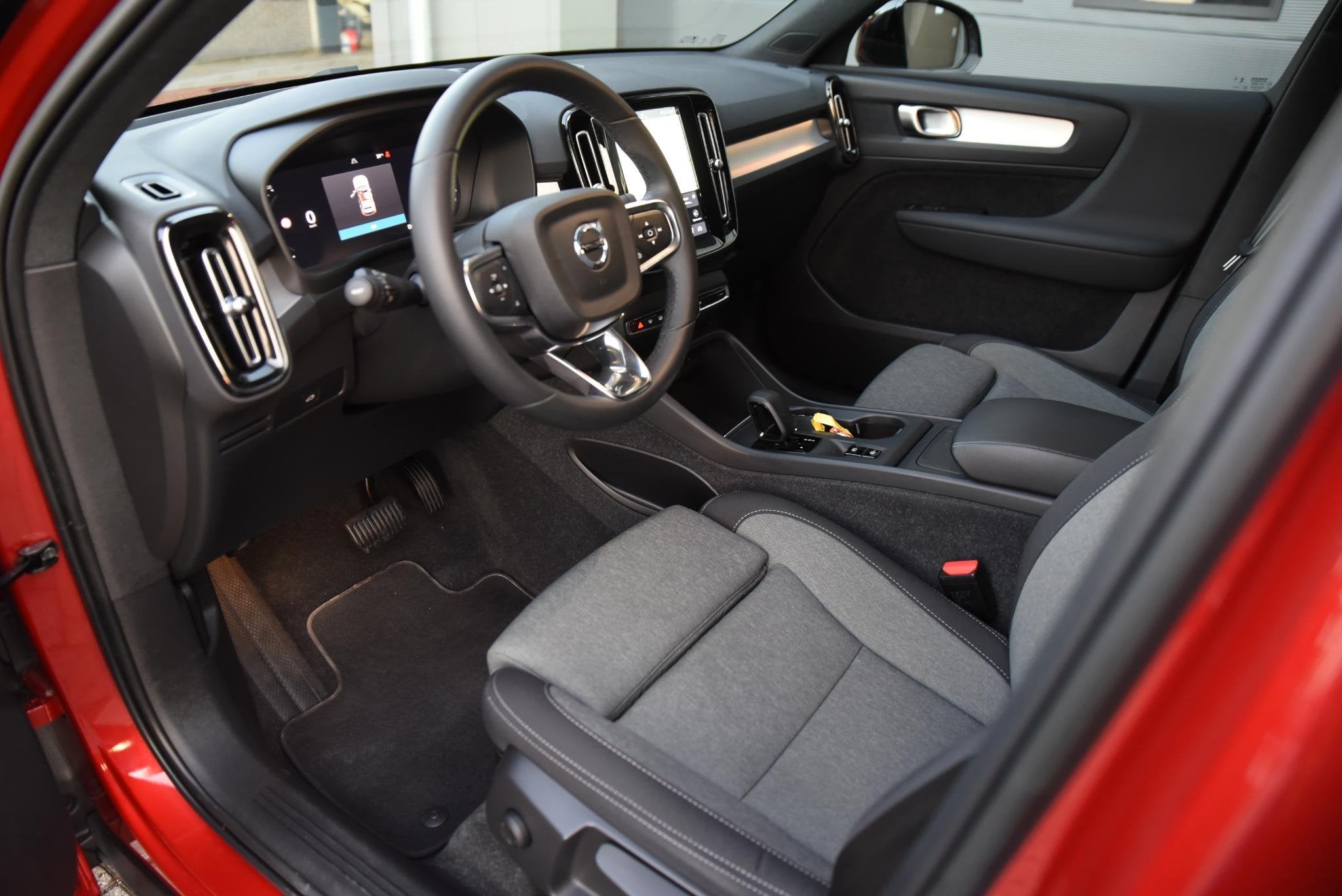 Volvo XC40 2.0 B3 Core 2 TONE / Camera / Google, Auto's, Gebruikt, Euro 6, 4 cilinders, 1969 cc