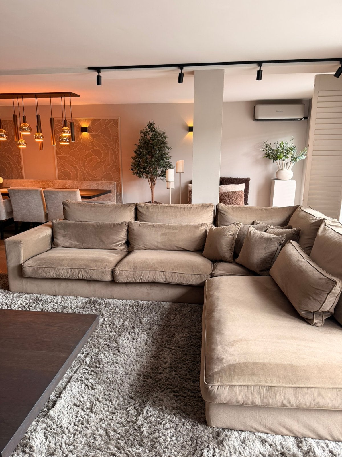 Mooie lounge/hoekbank velvet, Huis en Inrichting, Ophalen, Eric Kuster, Velvet, hotel chique, Hoekbank, Zo goed als nieuw