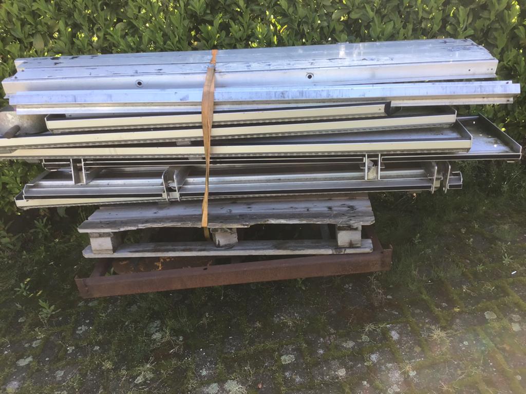 Aluminium schappen, Ophalen of Verzenden, Gebruikt
