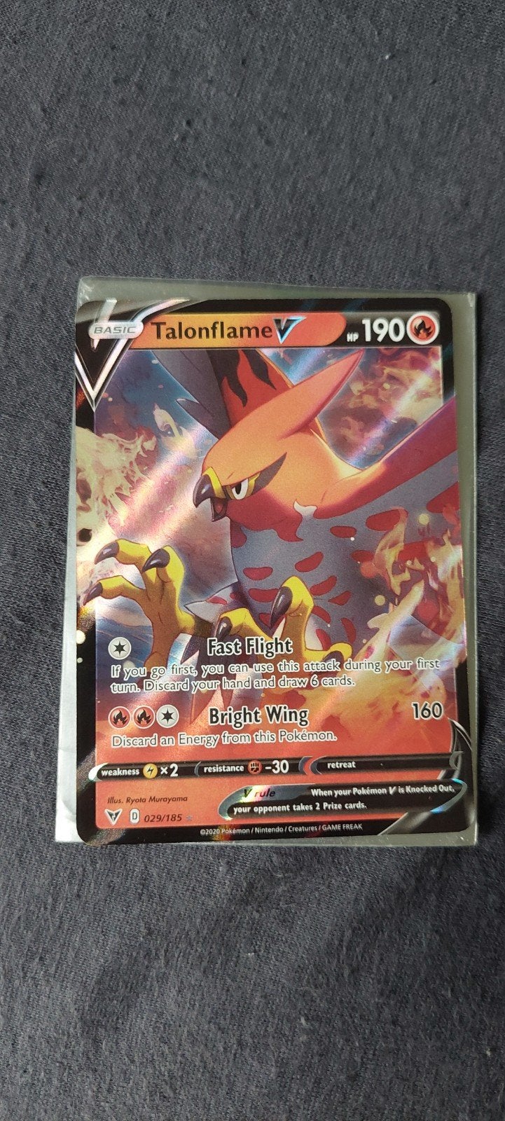 Talonflame V Pokémon Kaart (029/185) - Zo goed als nieuw, Ophalen of Verzenden, Zo goed als nieuw, Losse kaart