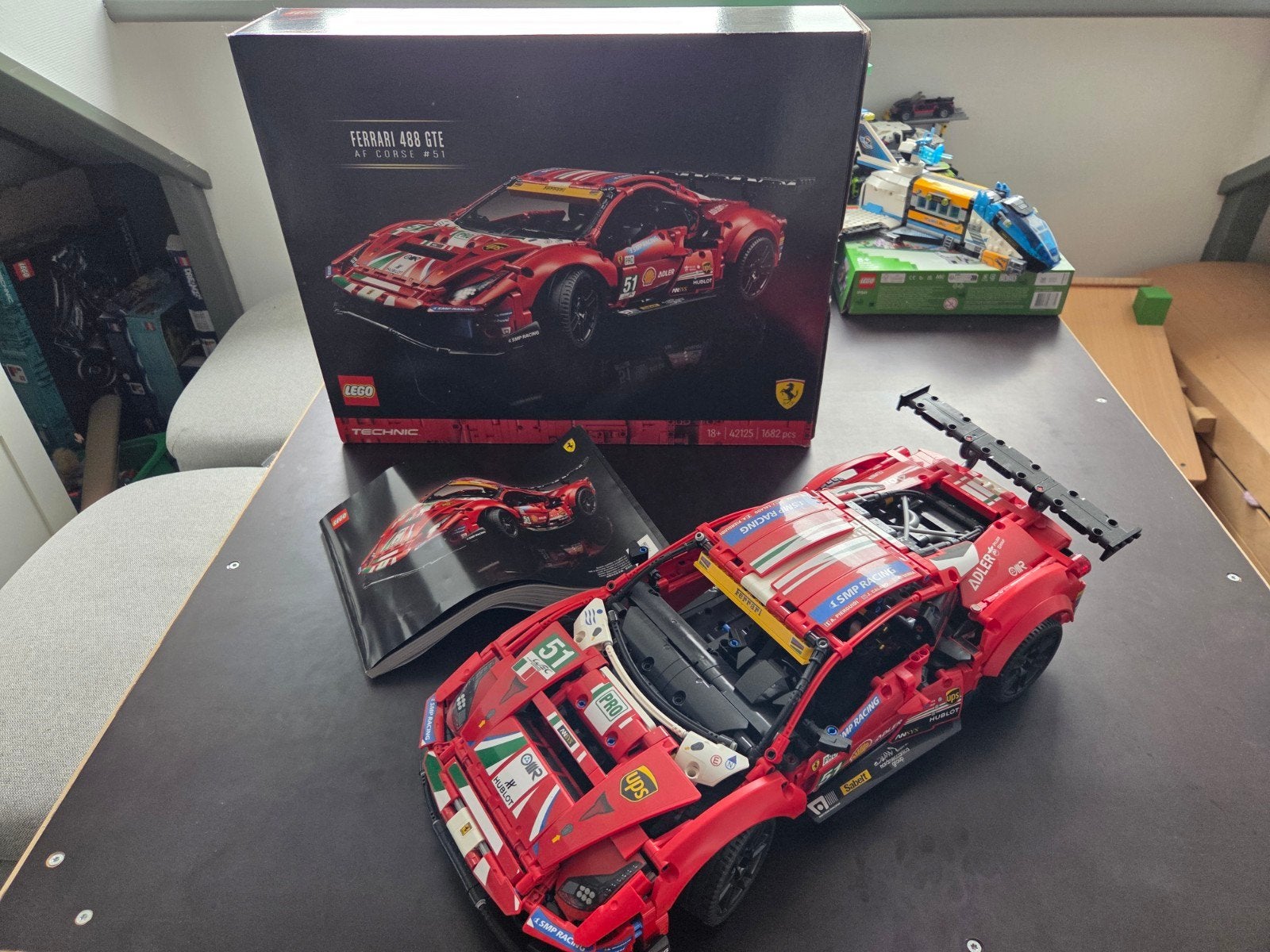 Lego technic Ferrari 488 gte, Ophalen of Verzenden, Zo goed als nieuw, Overige schalen, Auto onroad