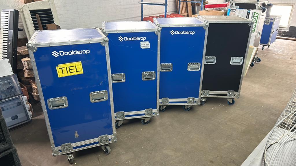 Diverse stolpkisten, Ophalen, Gebruikt, Speaker of Versterker, Flightcase