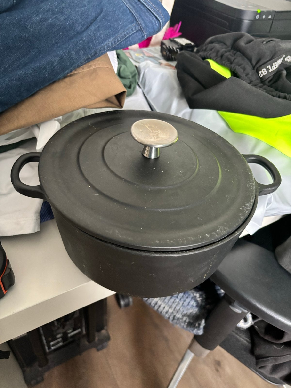 Zwarte gietijzeren braadpan met deksel, Gebruikt, Met deksel, Ophalen of Verzenden, Braadpan