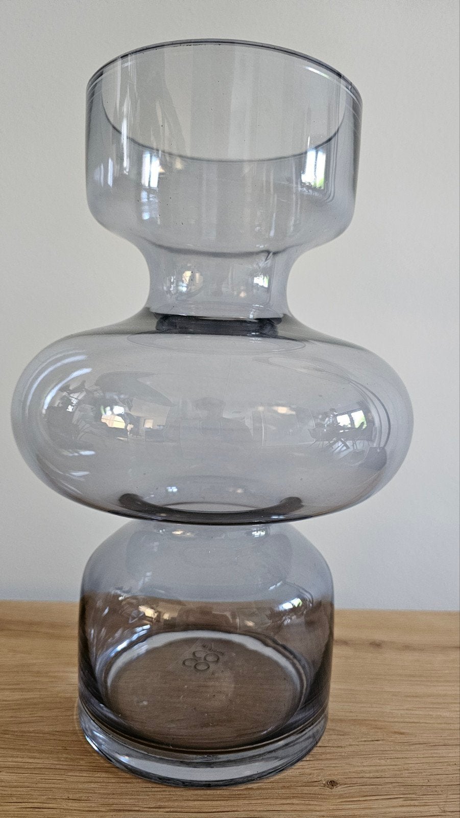 Prachtige, elegante vaas van grijs glas Coco Maison, Nieuw, Glas, Grijs, Ophalen