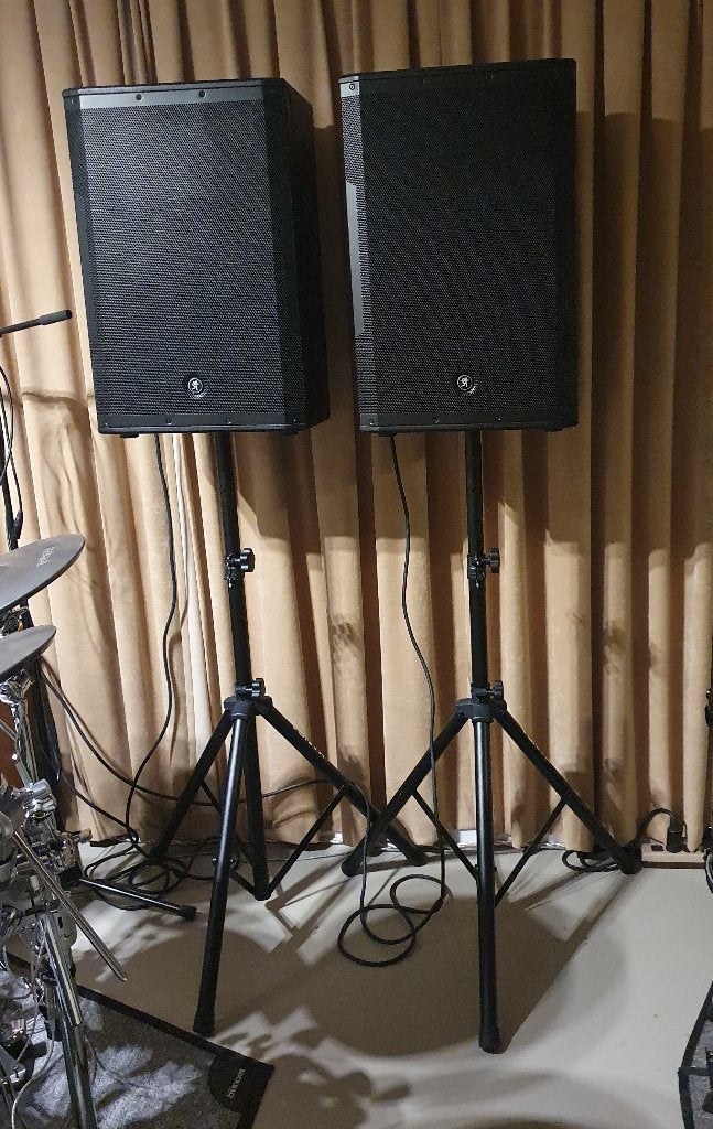 Crown PA versterkers, Mackie speakers, Boston standaards, Ophalen, Zo goed als nieuw, 500 tot 1000 watt, P.A.